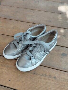 Tory Burch Marion Silver Quilted Leather Lace Up Sneakers Sz 9